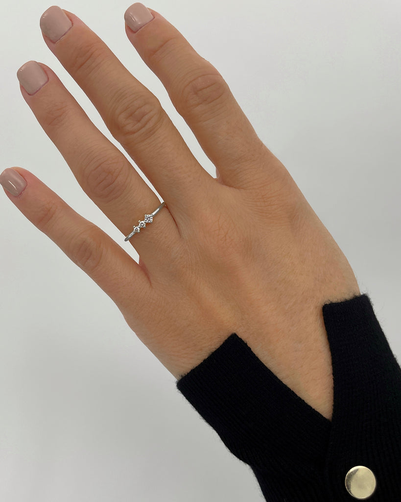 Shimmer triple stone silver gold plated ring anillo con 3 piedras plata con baño de oro